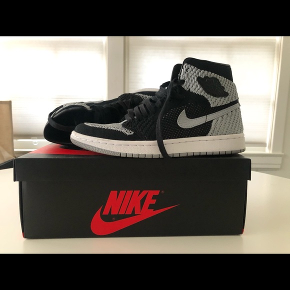 Nike Air Jordan Retro 1 Hi Flynit - Picture 1 of 4